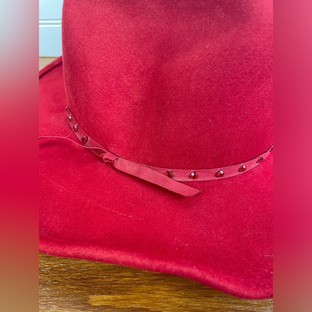 Red Hot Society Red 100% Wool Bejeweled Cowboy Hat with a Bow Women’s EUC - Picture 2 of 8